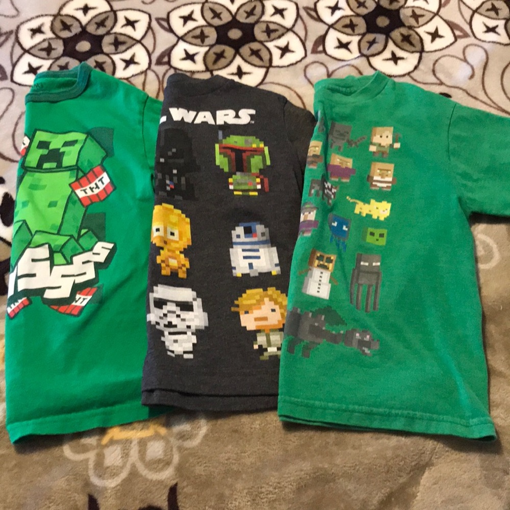 Small boys 2 Minecraft and Starwars shirt